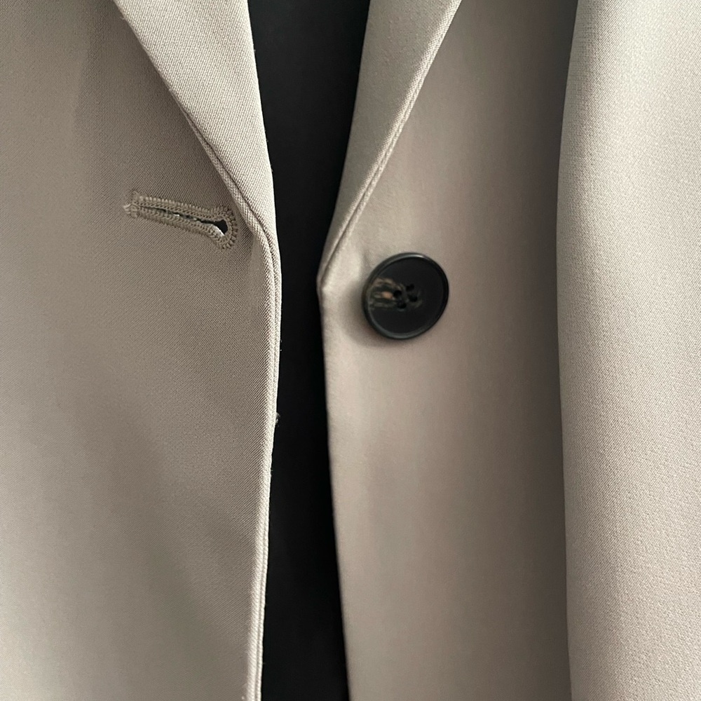 H&M blazer - Picture 2 of 4
